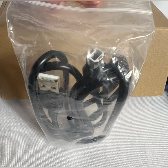 Symcode 2D Wireless Barcode Scanner USB Wired Connection - Picture 3 of 6